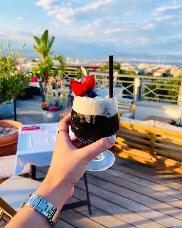 Boissons, Antibes, L'Ôstral