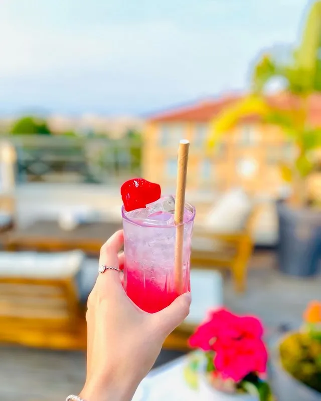 Boissons, Antibes, L'Ôstral