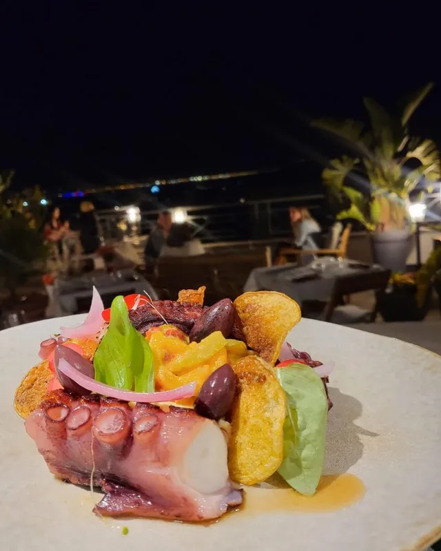 Plats, Antibes, L'Ôstral