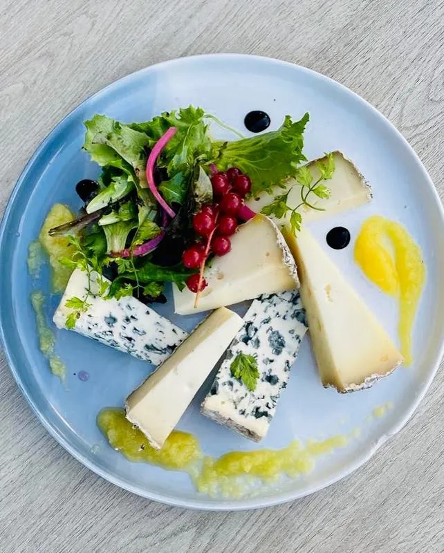 Plats, Antibes, L'Ôstral
